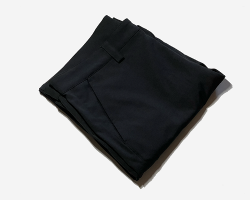 スタジアムパンツ　SP601　折りたたみ姿